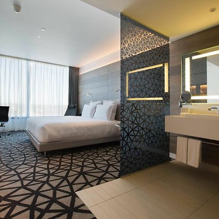 Отель Pullman Sydney Airport Экстерьер фото Deluxe Room