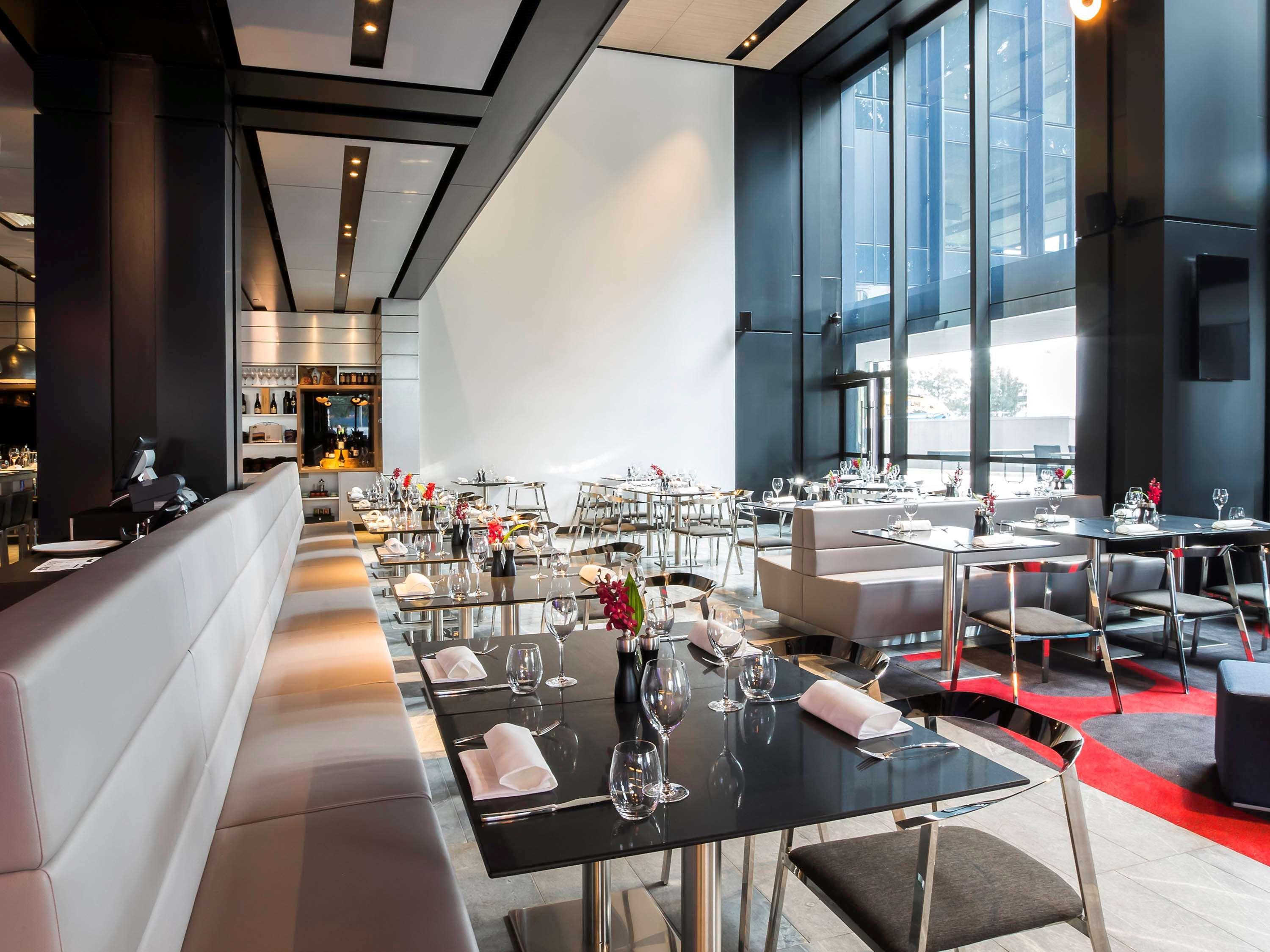 Отель Pullman Sydney Airport Экстерьер фото Restaurant