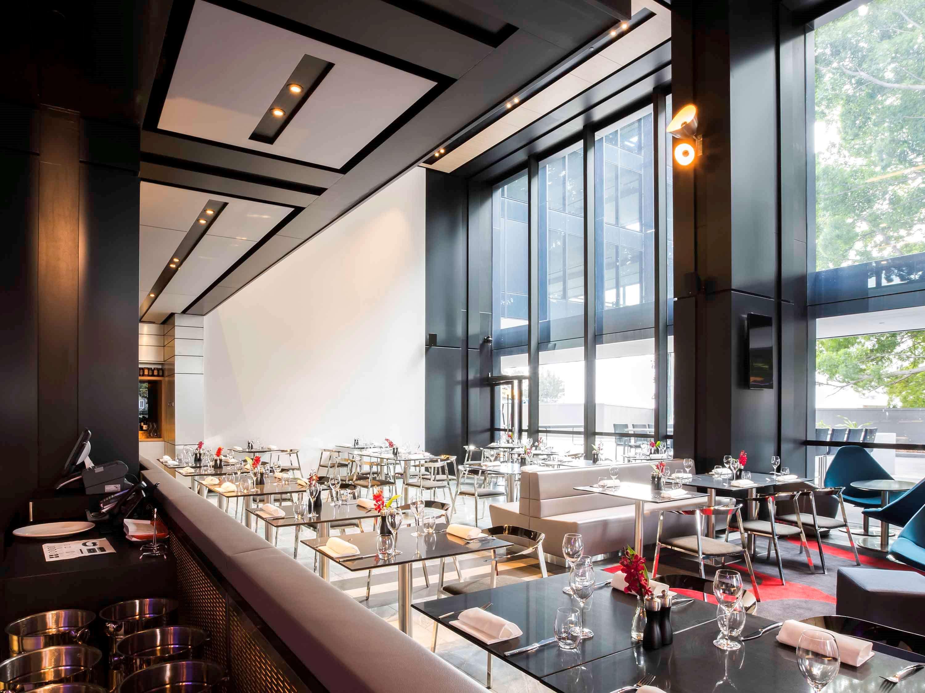 Отель Pullman Sydney Airport Экстерьер фото Restaurant
