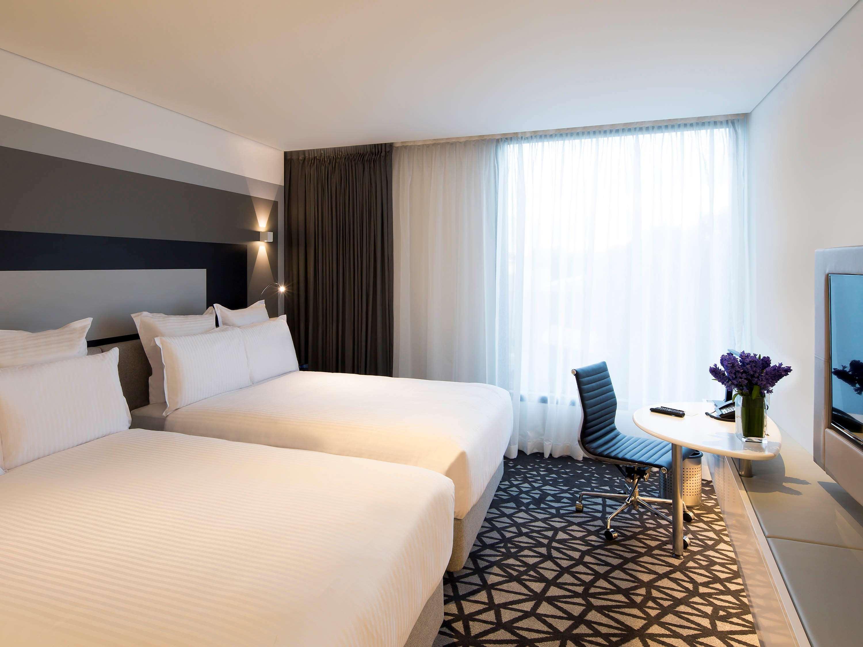 Отель Pullman Sydney Airport Экстерьер фото Deluxe room