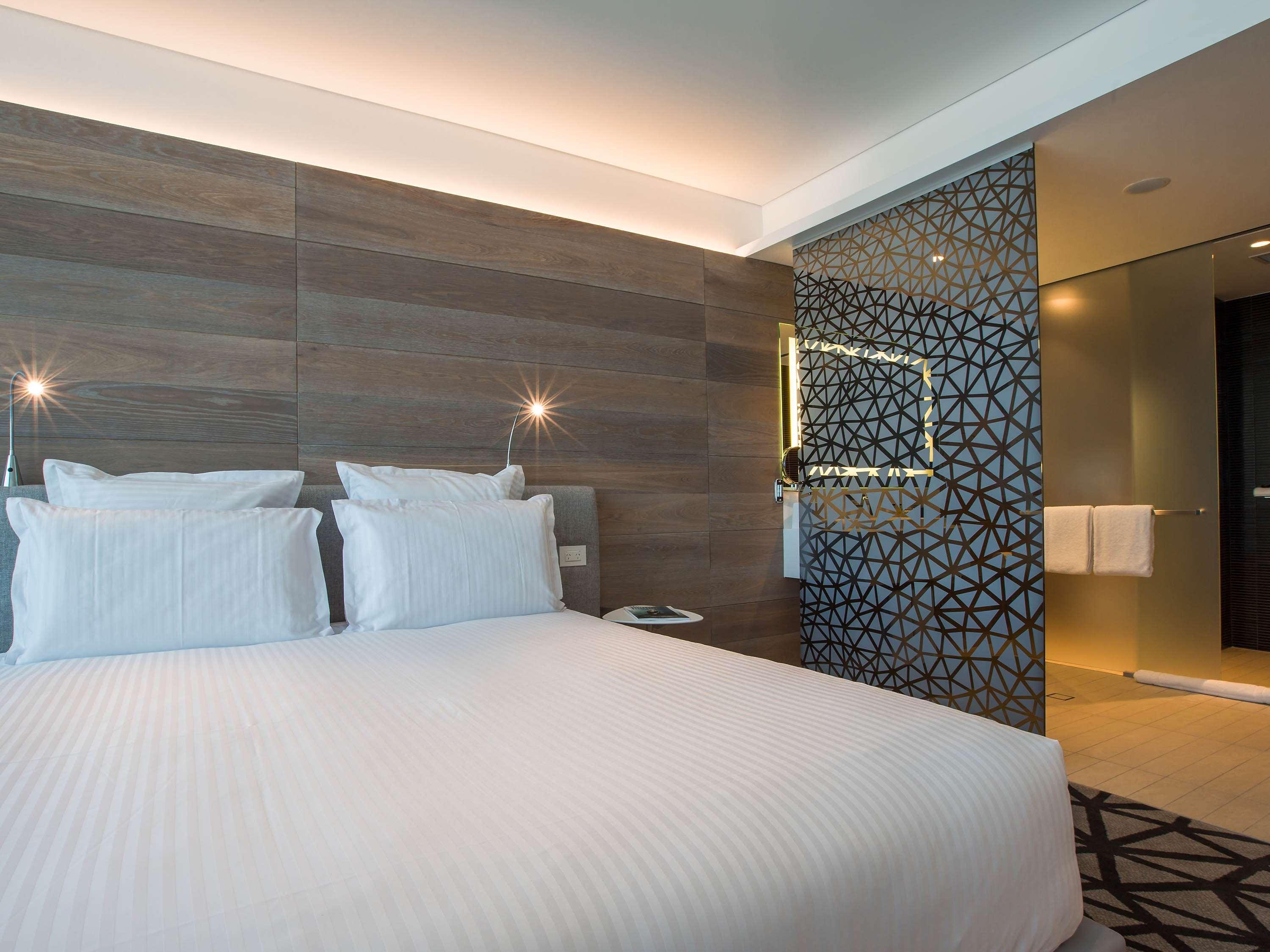Отель Pullman Sydney Airport Экстерьер фото Deluxe room
