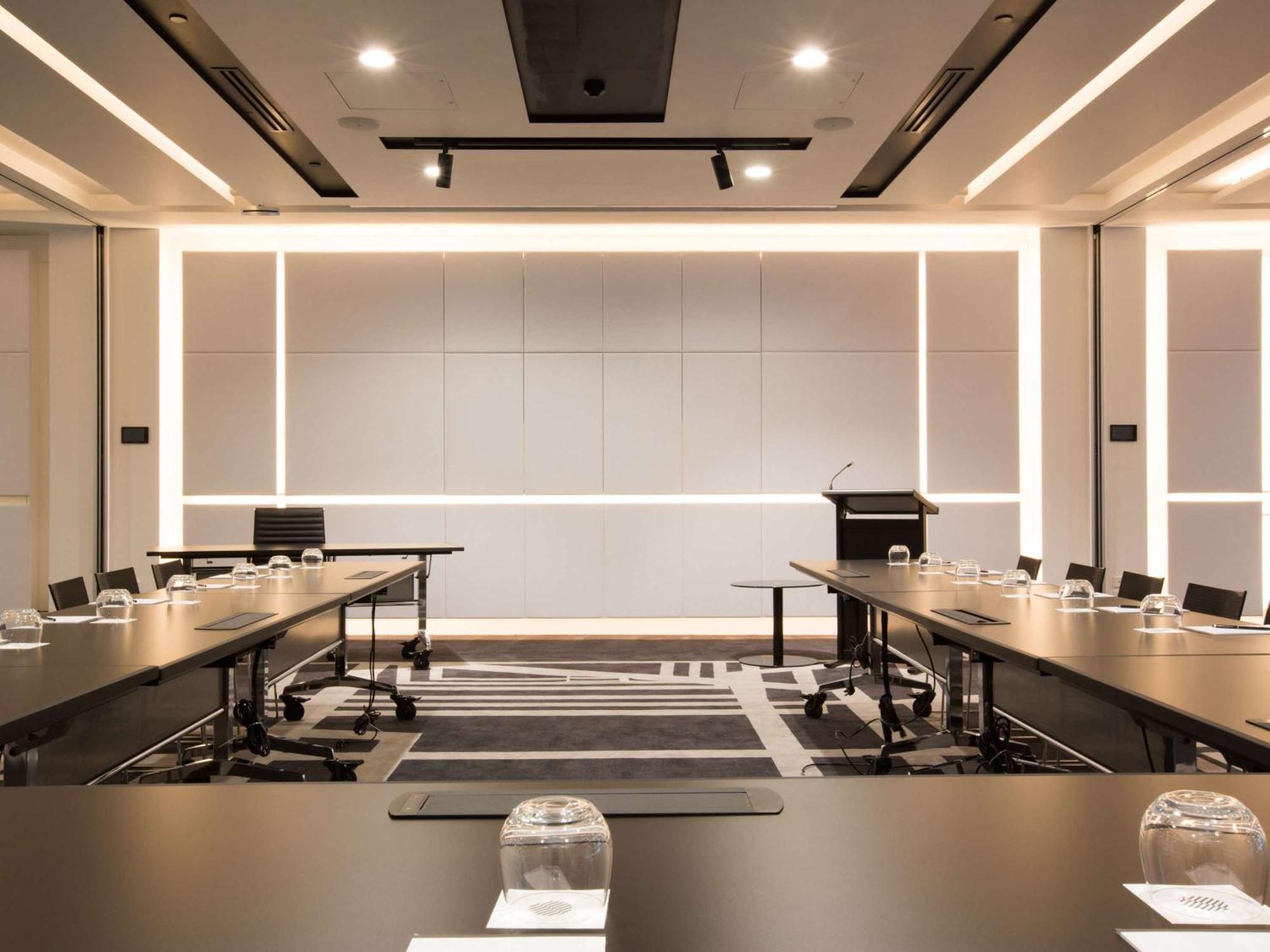 Отель Pullman Sydney Airport Экстерьер фото Meeting room